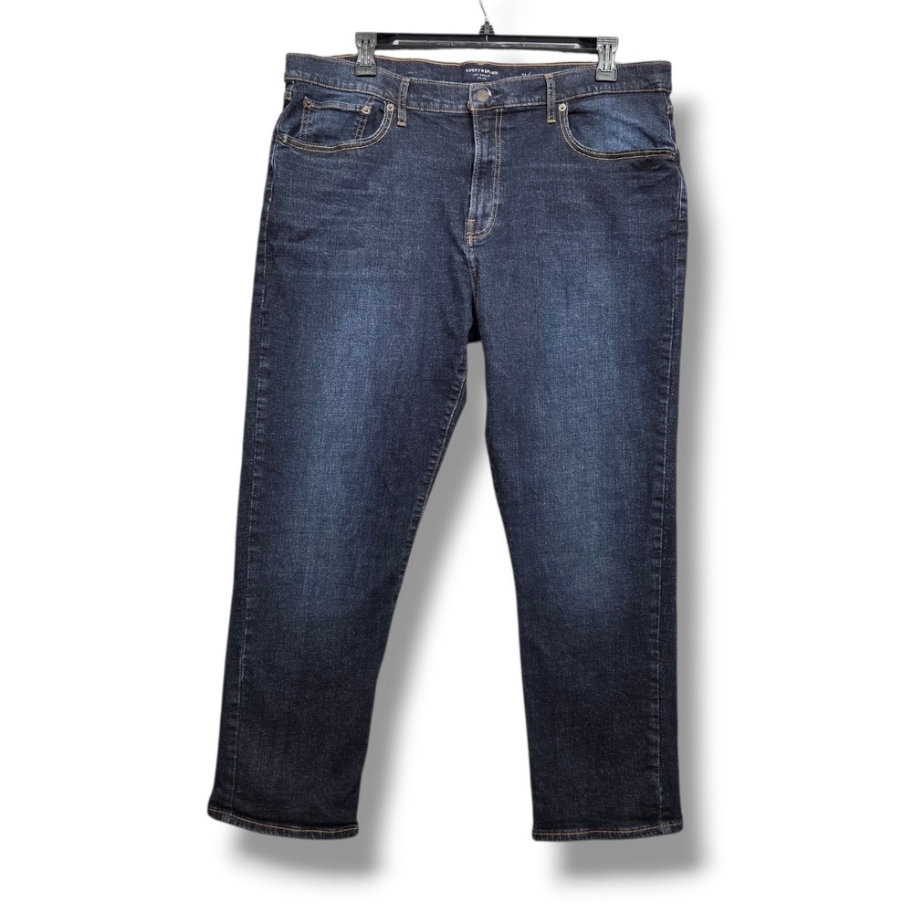 Lucky Brand 223 Straight Jeans Mens 42 x 30 Dark Wash High Rise Denim